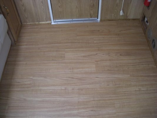 Flooring 208.jpg