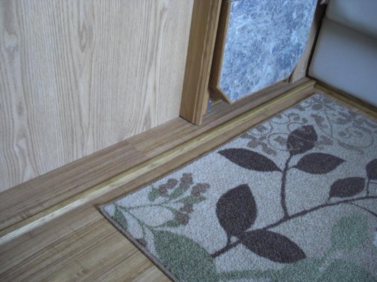 Flooring 004.jpg