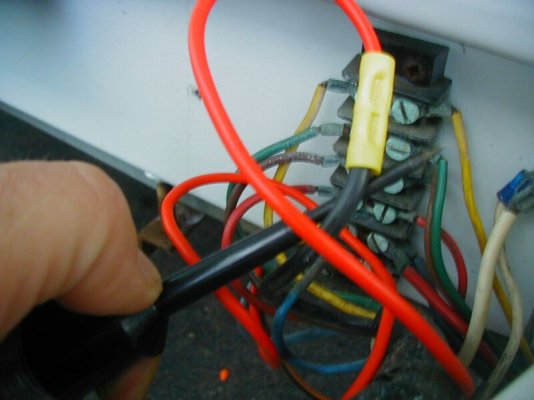 Splicing wire.jpg