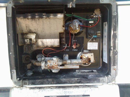 2013-03-02_163512_water_heater_inside_where_pilot_is.jpg