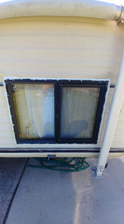 RV Front Window 2.jpg