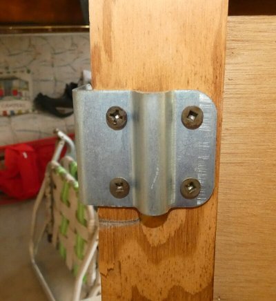 table back hinge 1.jpg