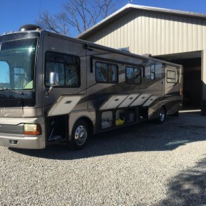 2005 Fleetwood Discovery