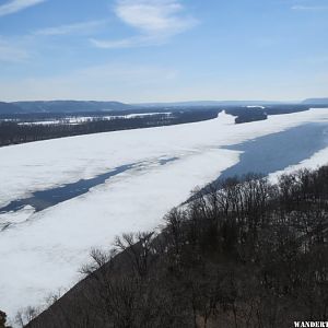 2014 42 MAR20 EFFIGY MOUNDS HANGING ROCK S VW