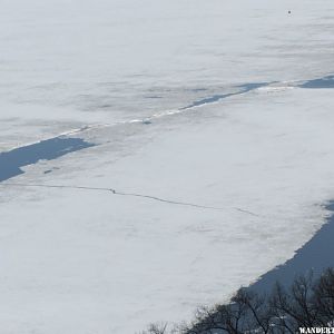 2014 43 MAR20 EFFIGY MOUNDS HANGING ROCK ICE SHEET BREAKING