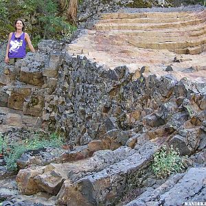 Postpile Outcrop 002