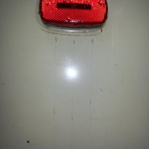 9) Center marker light vertical aluminum center line marking