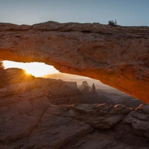 Mesa Arch, Canyonlands National Park, UT