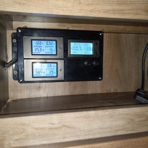 AC / DC Voltage Monitor 1