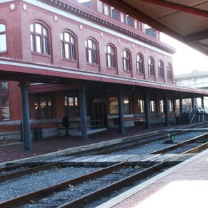 View of the station from the opposite platform.