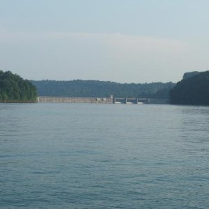 Norris Dam
A hydroelectric and flood control structure located on the Clinch River in Anderson County and Campbell County, Tennessee, USA. Its constru