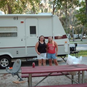 Antigua Camper at Eagles Roost campground on way down to Disney World 2007

https://eaglesroostresort.com/Photos.php