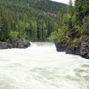 overlander falls mt robson