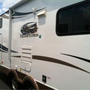 2013 Coachmen Freedom Express 292 BHDS.