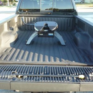 F250 bed with Reese Elite 25k hitch, 5th wheel prep package