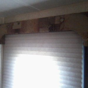 valances and blinds in bedroom