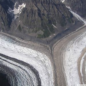 Tokositna Glacier