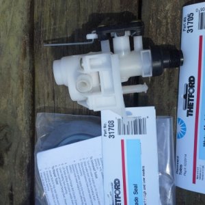 Flush valve for Thetford High Foot Toilet
Model 31687
2012 Rockwood 2904SS