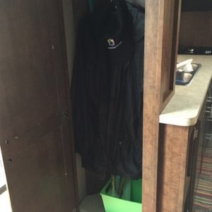 EntryCloset