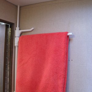 Bathroom towel caddy upper half