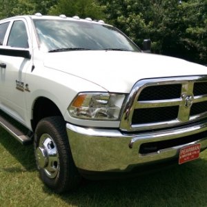 New tow truck
2015 Ram 3500 DRW 4X4 CCLB Aisin 3.73 axle