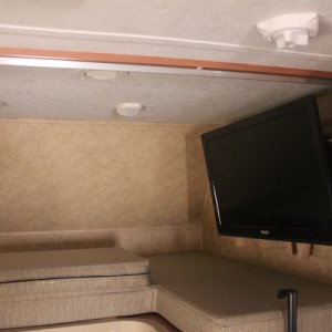 Overhead bunk, TV on swivel with quick mount built for Dish wally recv