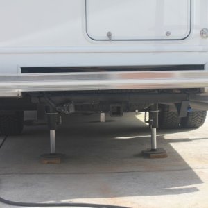 rear jacks