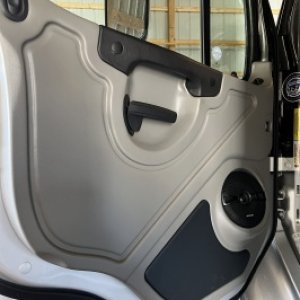 Sport Chassis door panels with speakers