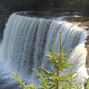 Upper Tahqonamon falls