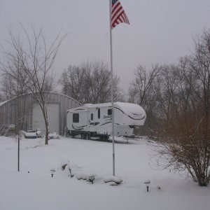 1st snowfall  of the winter;2/13/2012