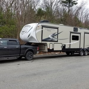 Truck_and_camper_small_2