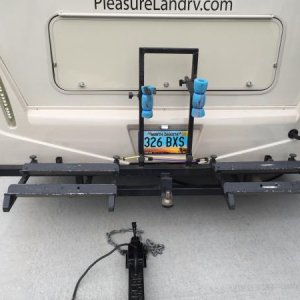 Gemini Hitch Bumper with Bike Rack (1)