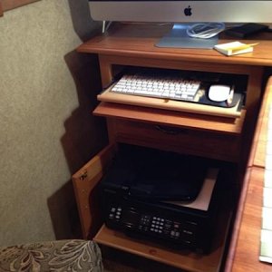 RV compture - see http://www.amazingmagictable.com/twodesk.htm