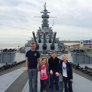 USS Alabama pic 2