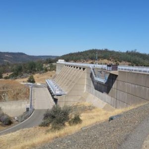 Lake Oroville spillway and road to the ramps.