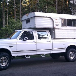 1971 Alaskan Camper / 1995 Ford F-350