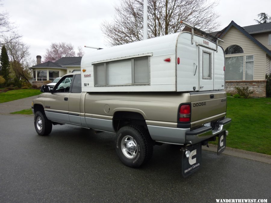 1967 Alaskan Camper