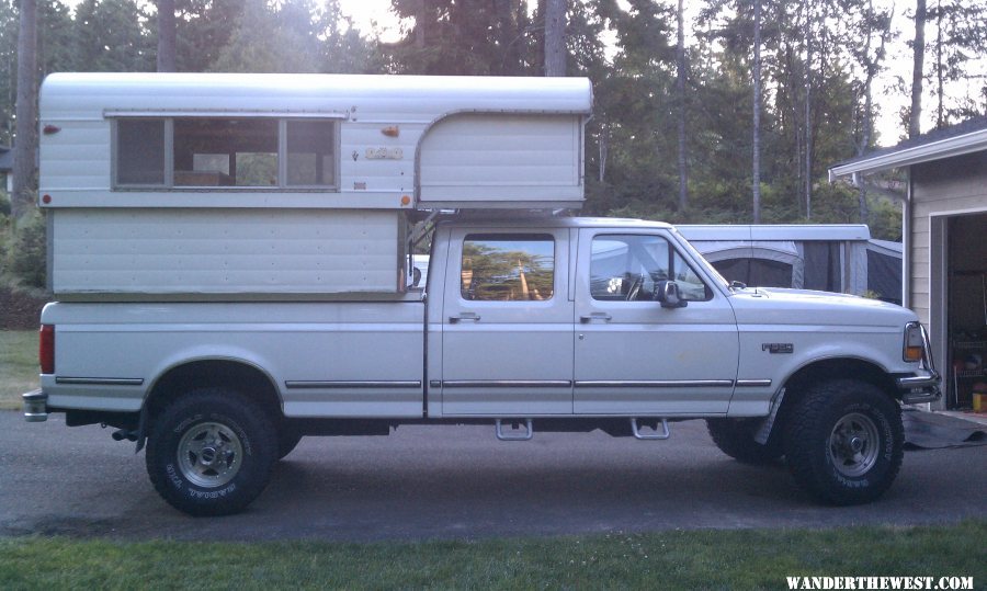 1971 Alaskan Camper / 1995 Ford F-350