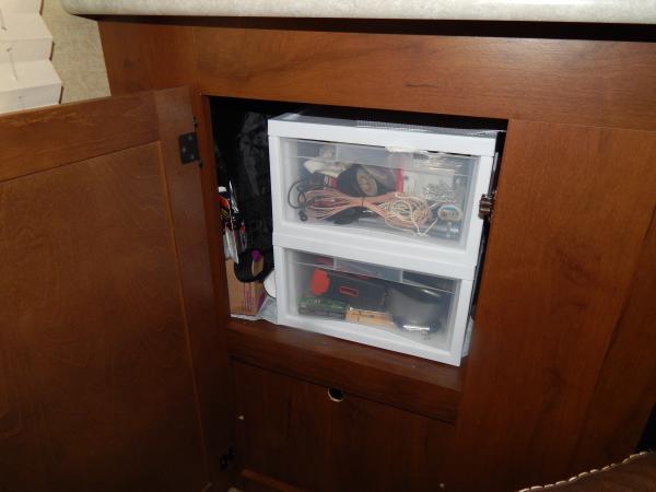 2 Drawer unit in cupboard