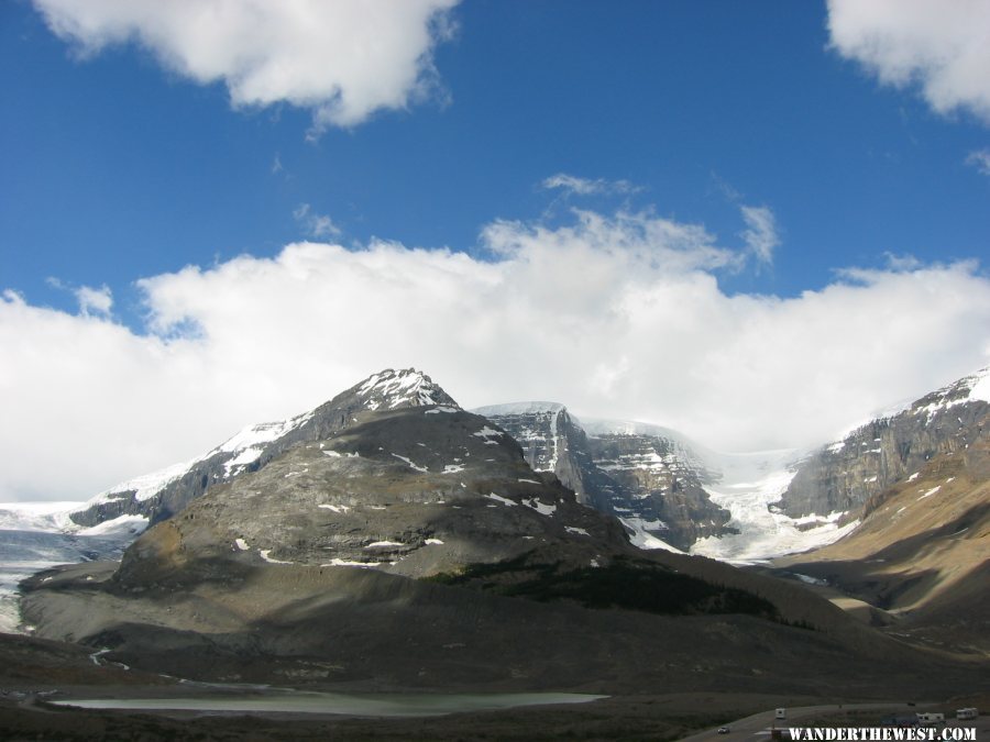 2005_42_CAN_BANFF_ICEFIELDS_PKY_VW.JPG