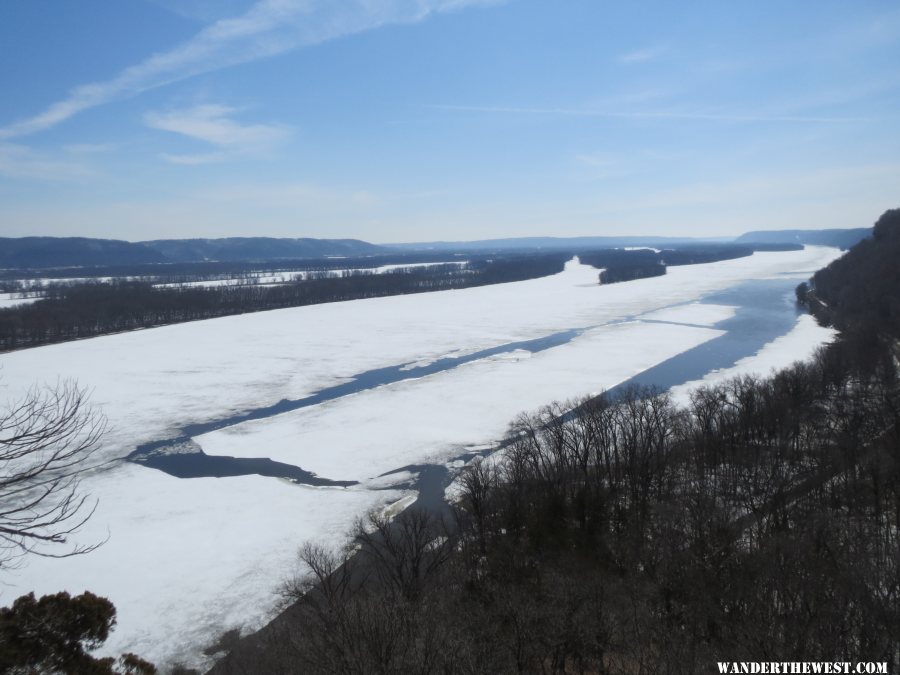 2014 49 MAR20 EFFIGY MOUNDS HANGING ROCK S VW