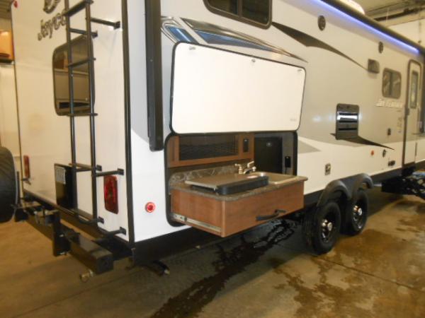 2017 Jayco Jay Feather 25BH with odd rear lights