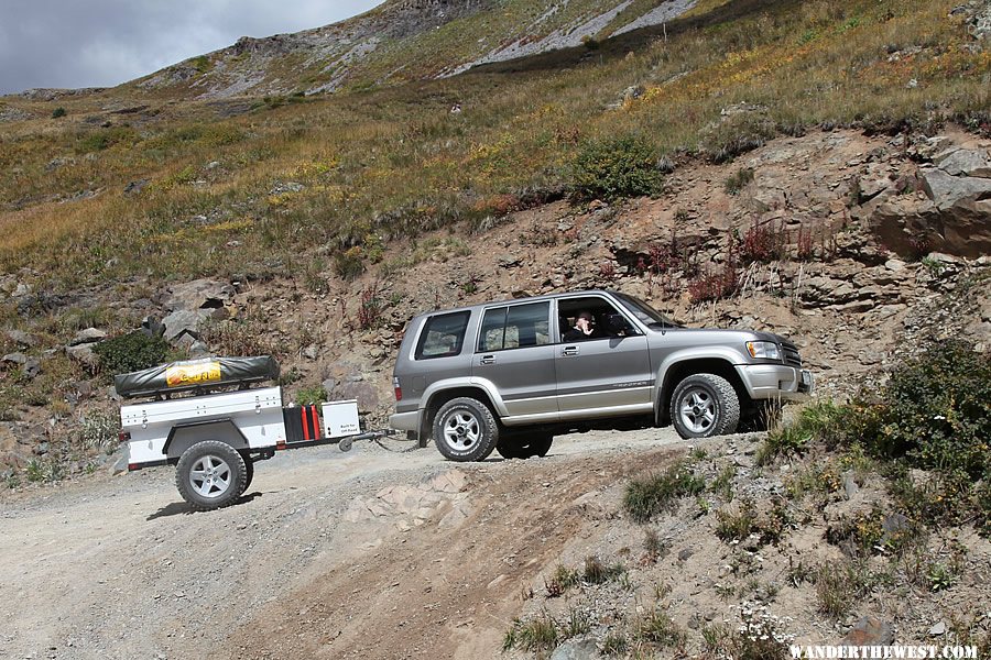 AT ascending Cinnamon Pass