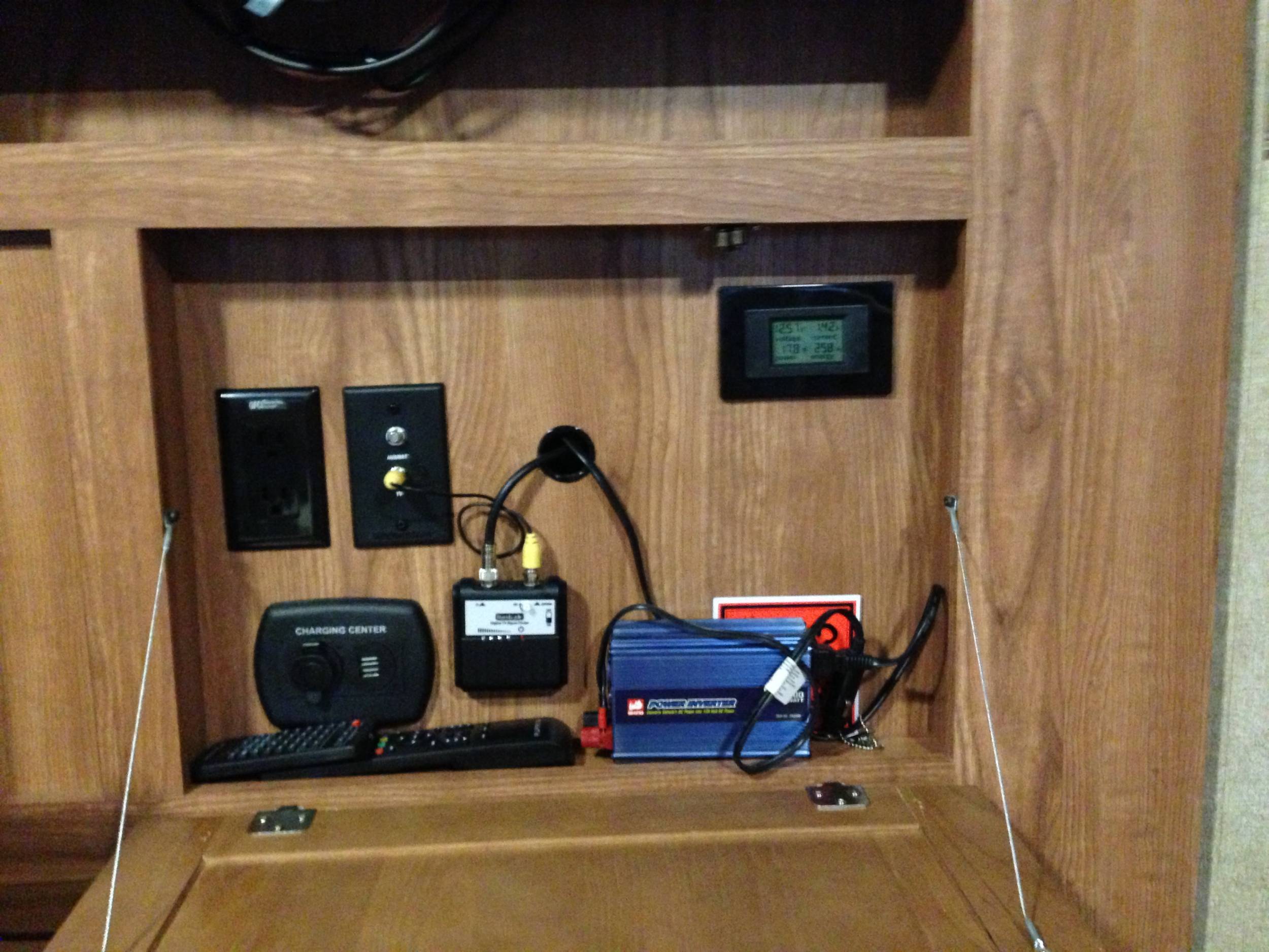 Bayite power meter mounted in entertainment center