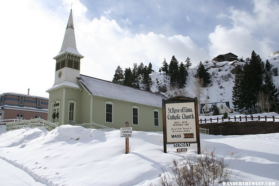 Beautiful Lake City in Winter