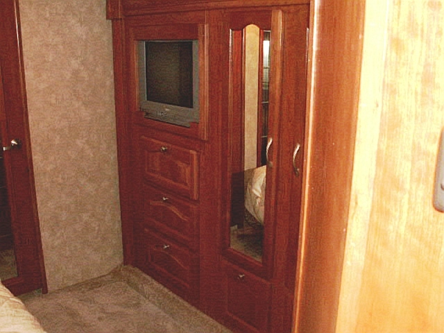 Bedroom TV + Closet