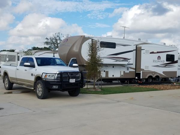 Brazoria Lakes Rv Resort