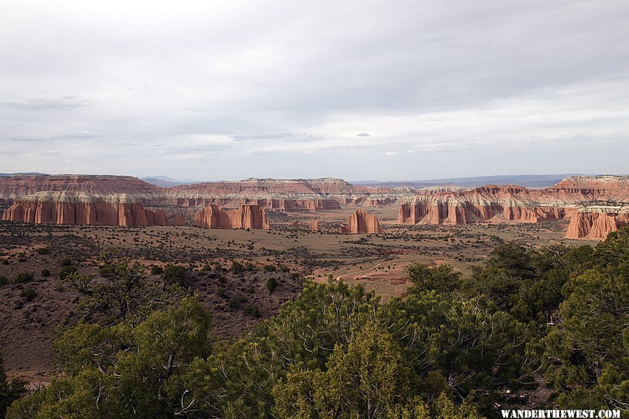 Cathedral Valley Campground