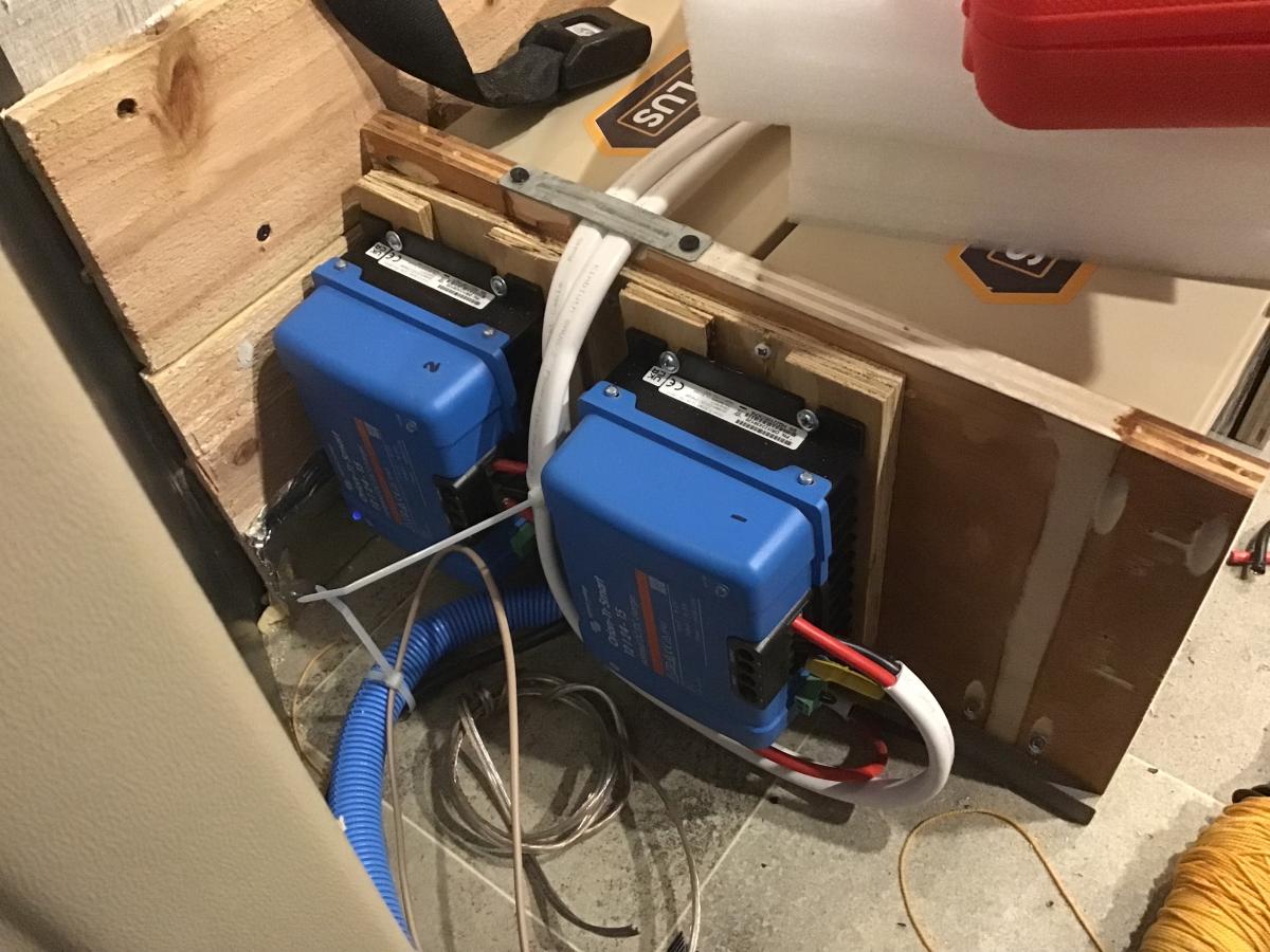 Charging 24 volts to battery bank from 400 amp alternator