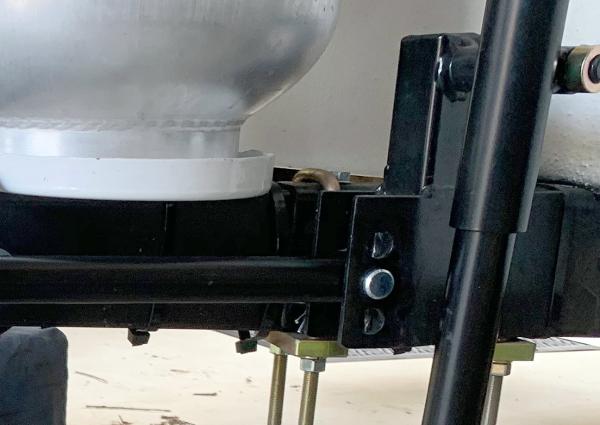 Clearance between Hensley hitch bracket and propane tank tray